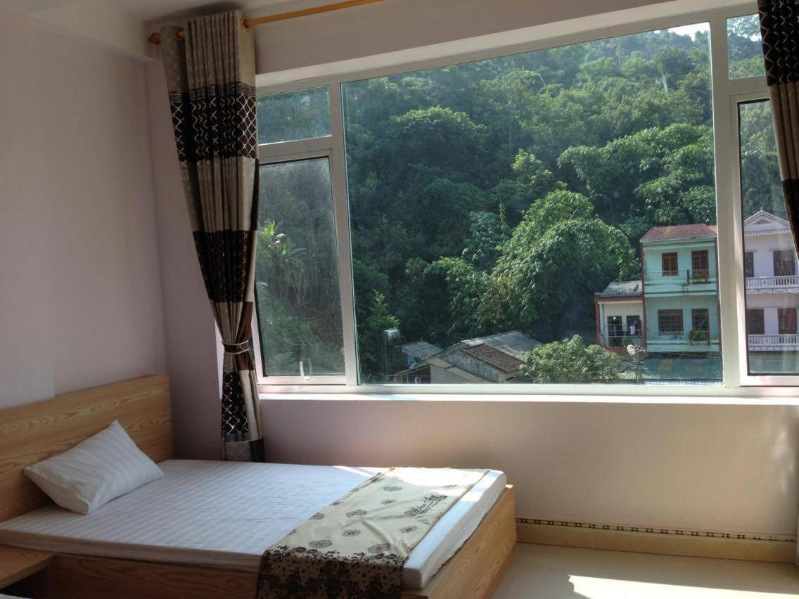 Quy Anh Hotel Bao Lac Town Kültér fotó