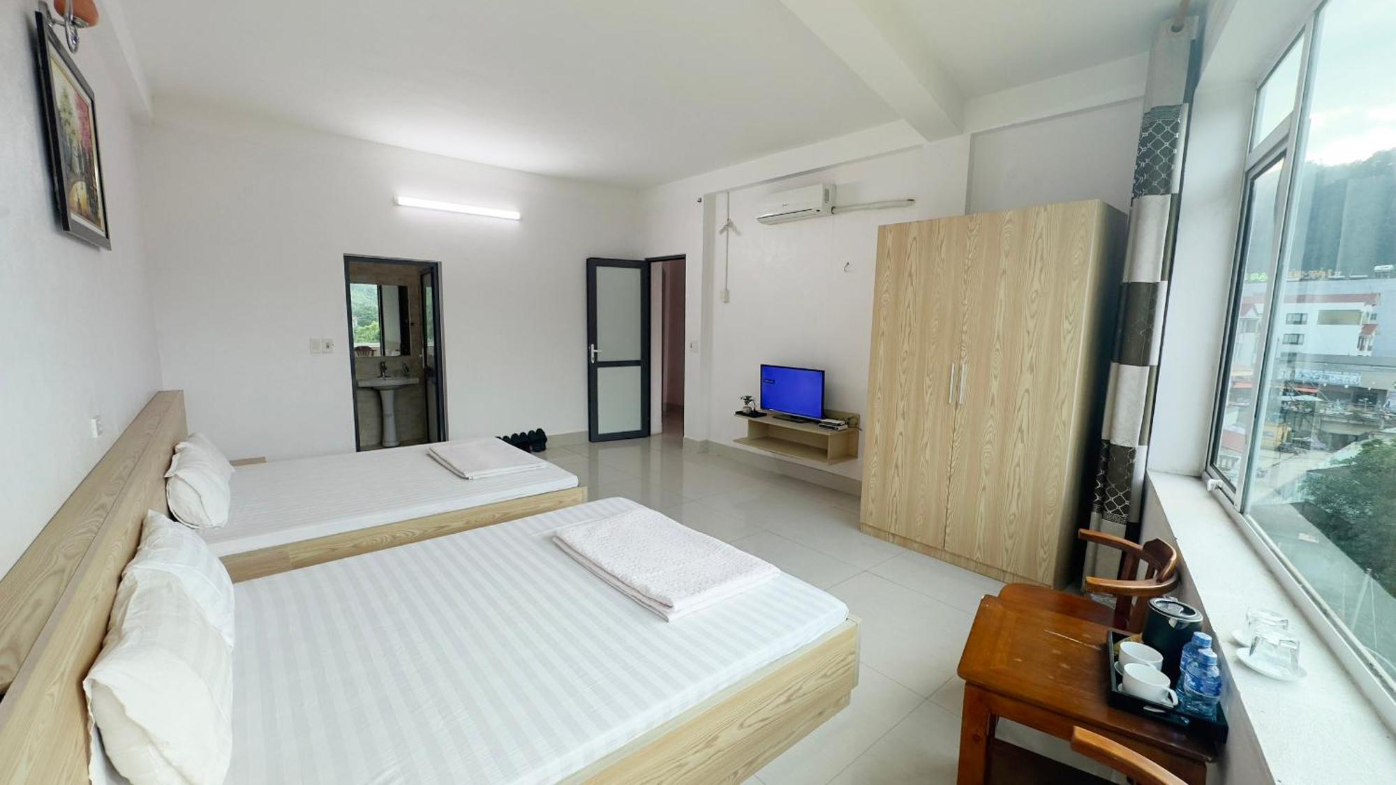 Quy Anh Hotel Bao Lac Town Kültér fotó