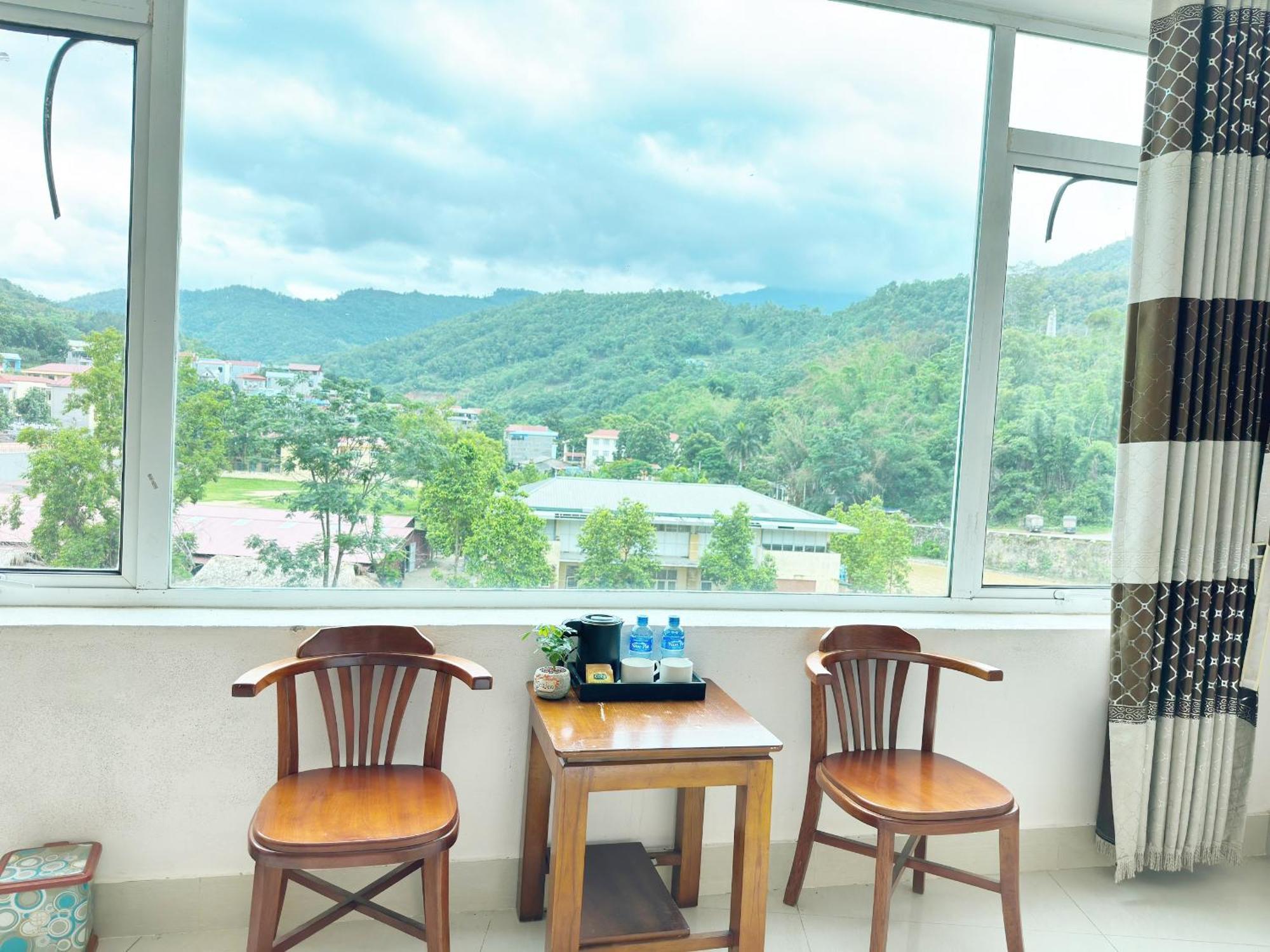 Quy Anh Hotel Bao Lac Town Kültér fotó