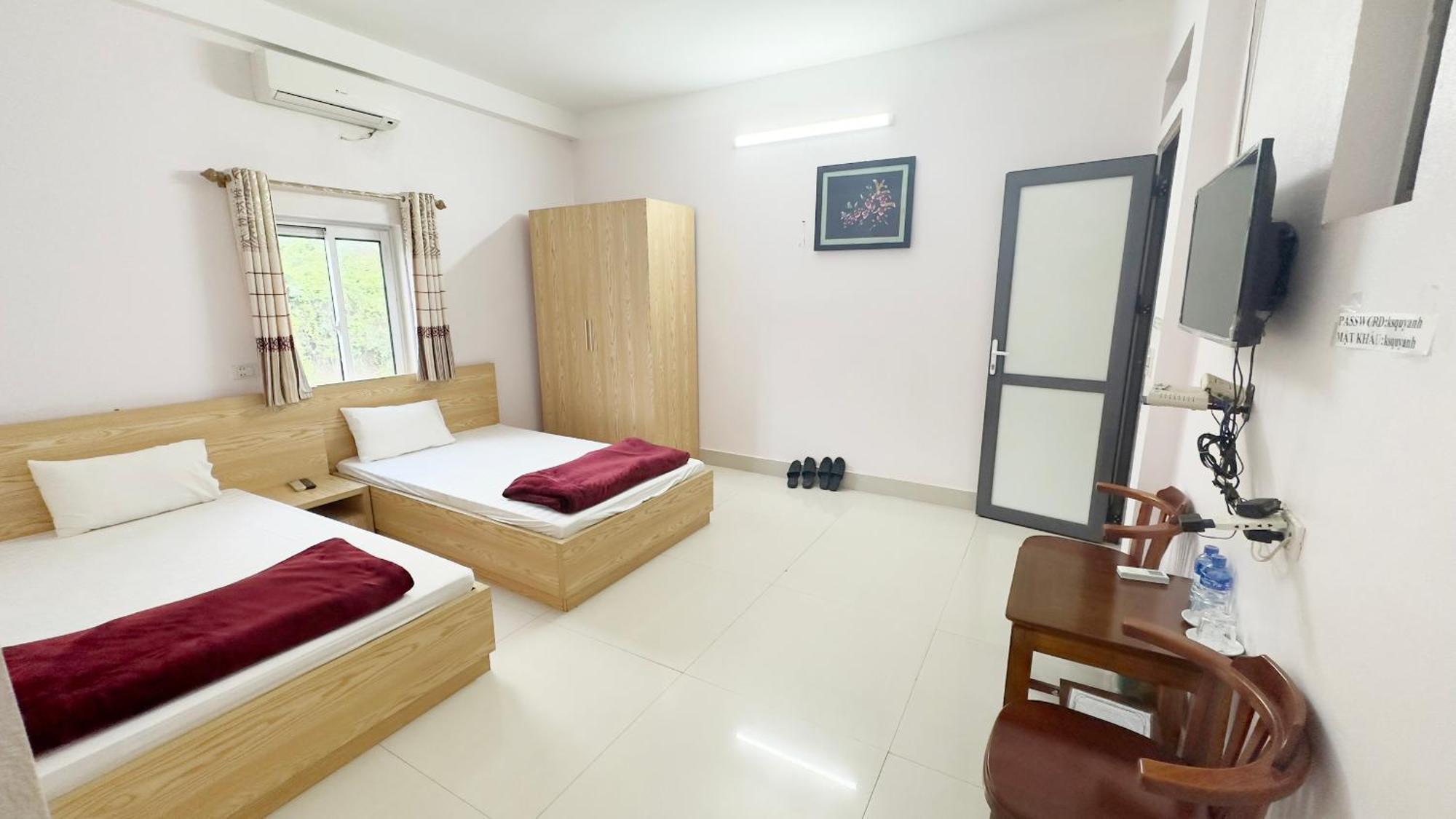 Quy Anh Hotel Bao Lac Town Kültér fotó