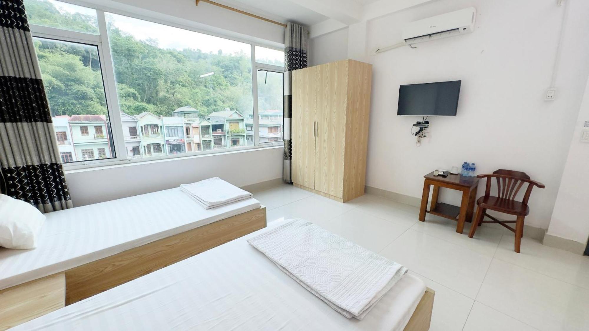 Quy Anh Hotel Bao Lac Town Kültér fotó
