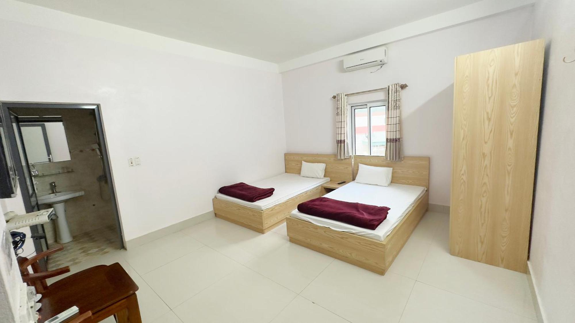 Quy Anh Hotel Bao Lac Town Kültér fotó