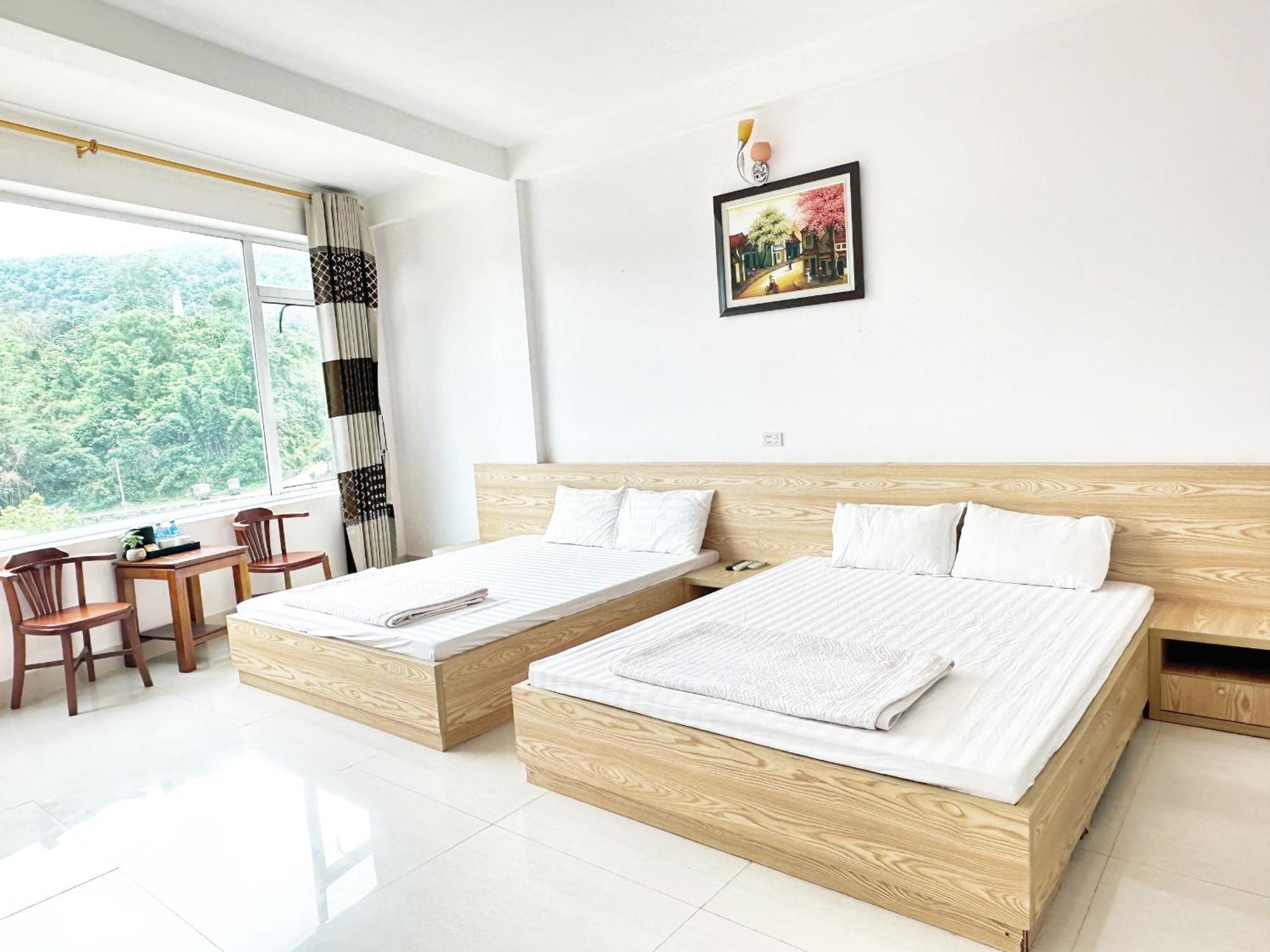 Quy Anh Hotel Bao Lac Town Kültér fotó