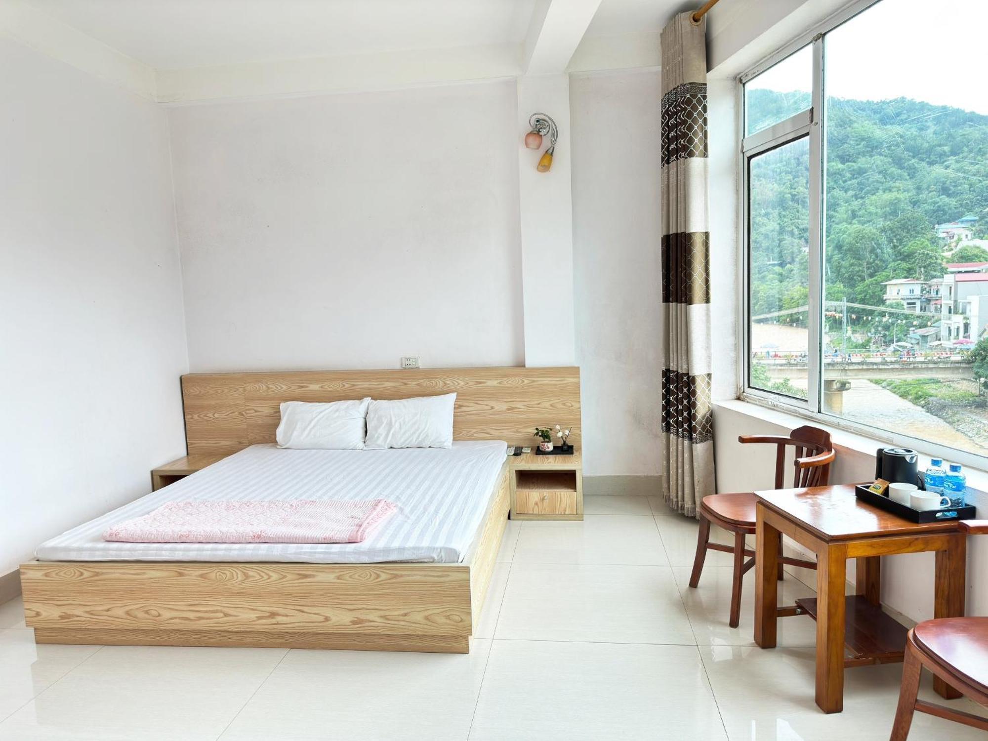 Quy Anh Hotel Bao Lac Town Kültér fotó